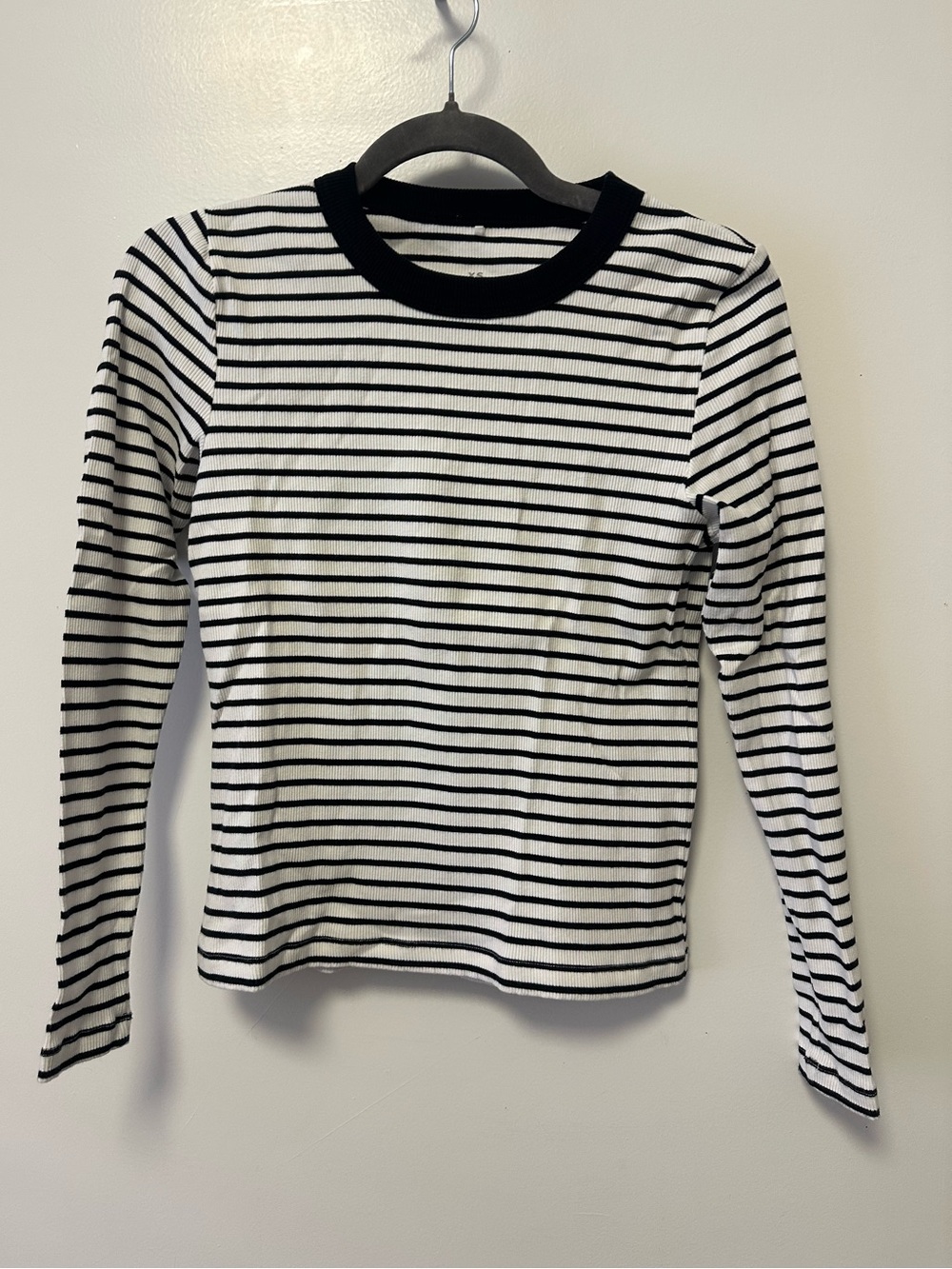 Point Black & White Stripe Long Sleeve Women's Top